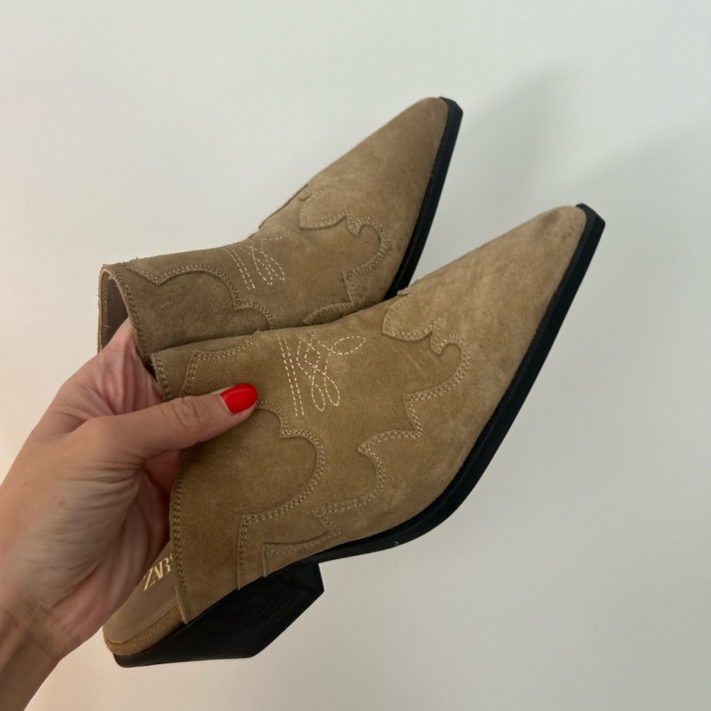 Western Zara Mules